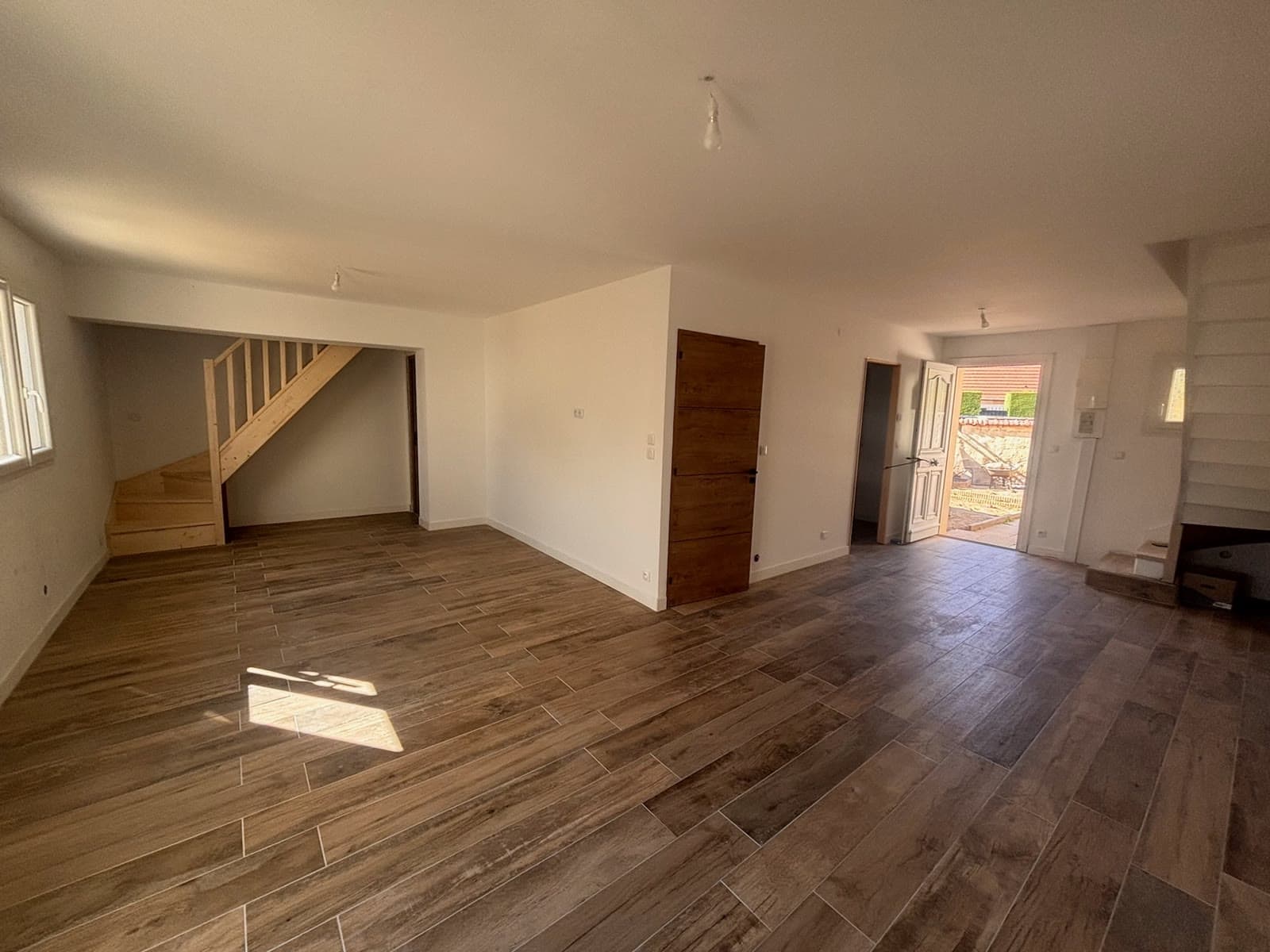 Rénovation complète d’une pièce de vie après travaux